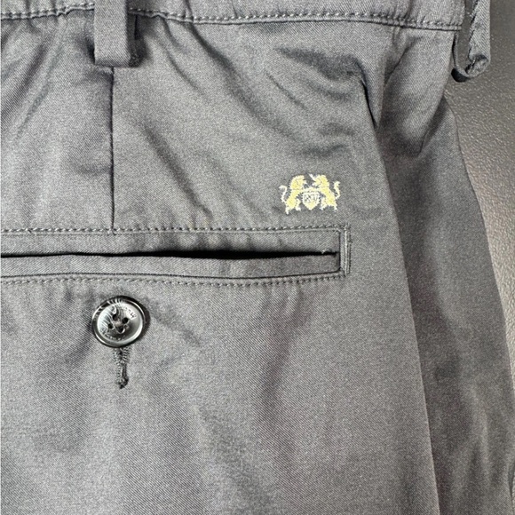Men's Athletic Gray Shorts - Picture 5 of 7